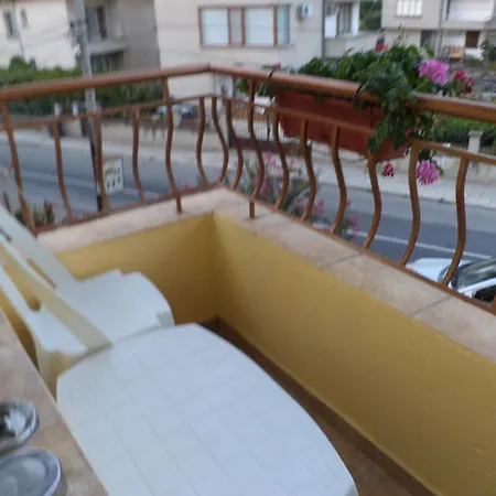 Stoyanovi Черноморец