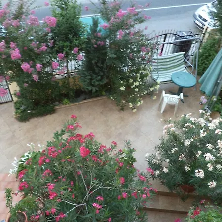 Къща за гости Stoyanovi Черноморец