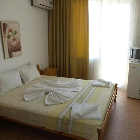 Konukevi Stoyanovi 3*